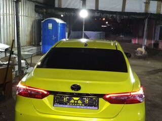 2018 Toyota Camry VIII (XV70), чёрный, 2300000 рублей, вид 4