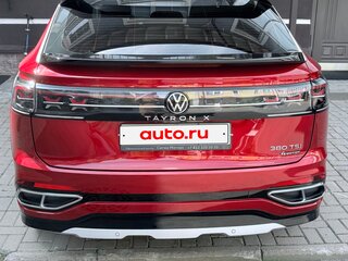 2023 Volkswagen Tayron X I Рестайлинг, красный, 3790000 рублей, вид 3