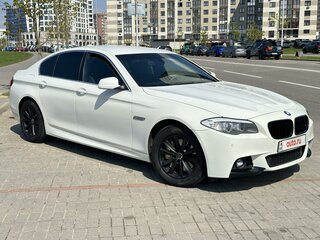 2011 BMW 5 серии 525d VI (F10/F11/F07), белый, 1700000 рублей, вид 5