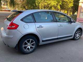2010 Citroen C4 I Рестайлинг, серебристый, 520000 рублей, вид 3