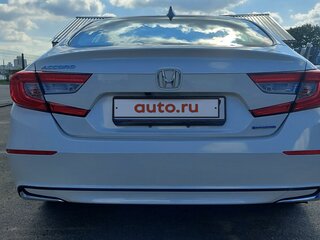 2019 Honda Accord X, белый, 2800000 рублей, вид 5
