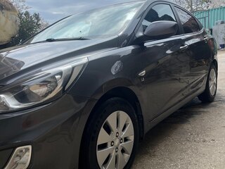 2012 Hyundai Solaris I, серый, 970000 рублей, вид 5
