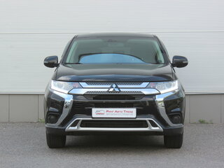 2019 Mitsubishi Outlander III Рестайлинг 3, чёрный, 1775000 рублей, вид 3