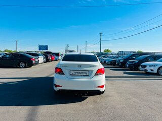 2016 Hyundai Solaris I Рестайлинг, белый, 909000 рублей, вид 5