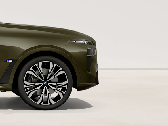2026 BMW X7 M60i I (G07) Рестайлинг, зелёный, 23500000 рублей - вид 7