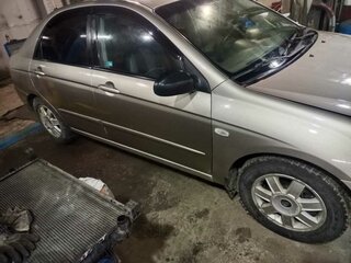 2006 Kia Cerato I, бежевый, 350000 рублей, вид 4