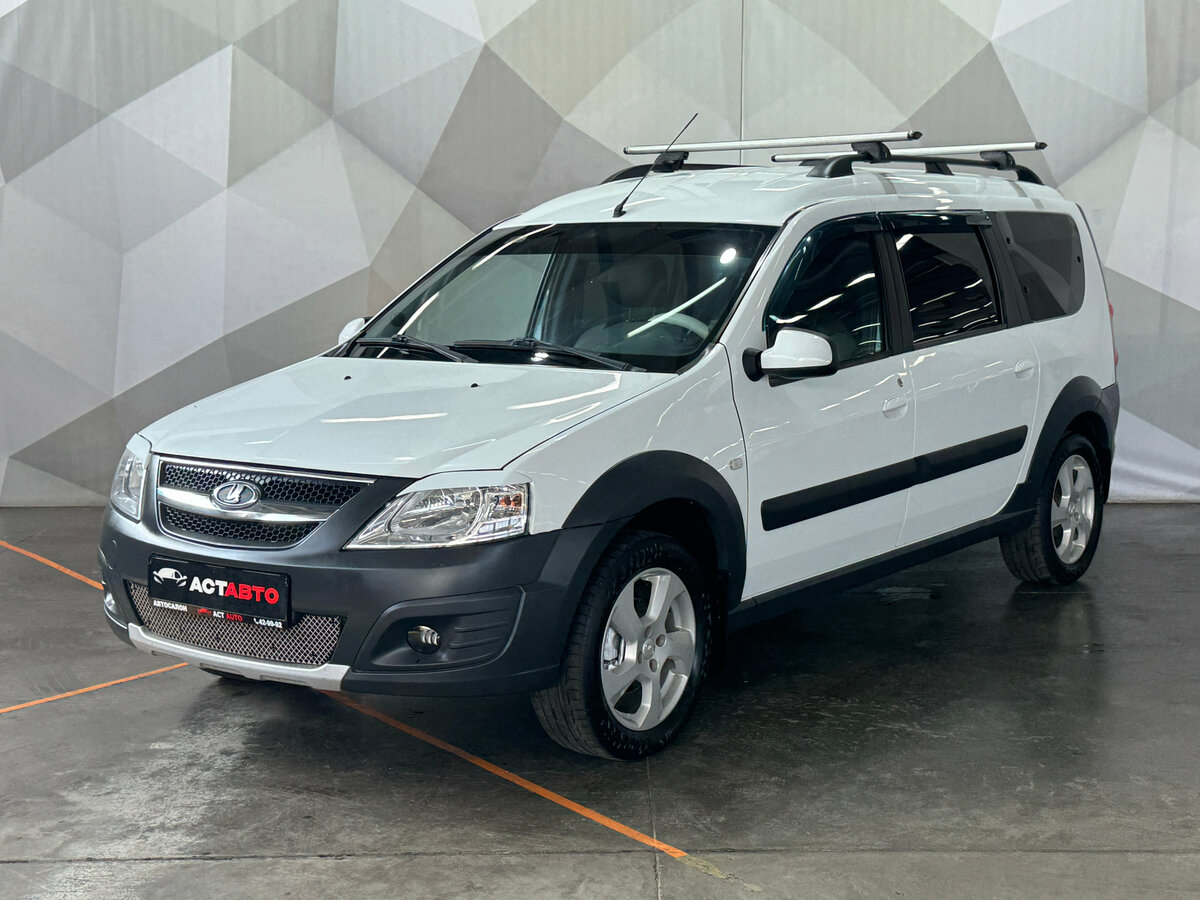 Открыть фотографии: Lada (ВАЗ) Largus I
