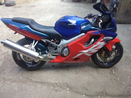 1999 Honda CBR 600F, синий, 420000 рублей, вид 4