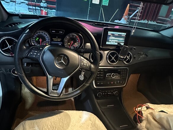 2014 Mercedes-Benz GLA 250 I (X156), белый, 1645000 рублей - вид 9