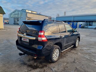 2015 Toyota Land Cruiser Prado 150 Series Рестайлинг 1, чёрный, 3900000 рублей, вид 3