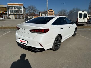 2019 Hyundai Sonata VII (LF) Рестайлинг, белый, 1950000 рублей, вид 5