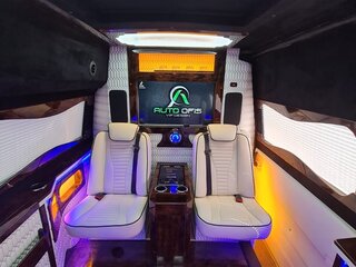 2007 Chevrolet Express II, чёрный, 9800000 рублей, вид 1