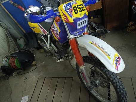 1996 Suzuki DR 250, фиолетовый, 300000 рублей, вид 2