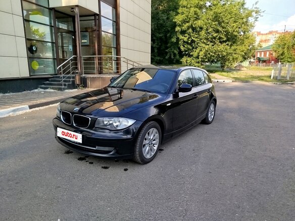 2010 BMW 1 серии 116i I (E81/E82/E87/E88) Рестайлинг, чёрный, 1050000 рублей - вид 1