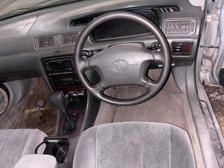 1998 Toyota Mark II Qualis VIII (X100), серебристый, 400000 рублей, вид 4