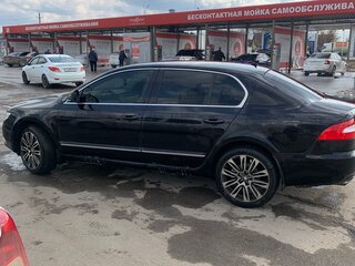 2010 Skoda Superb II, чёрный, 650000 рублей, вид 2