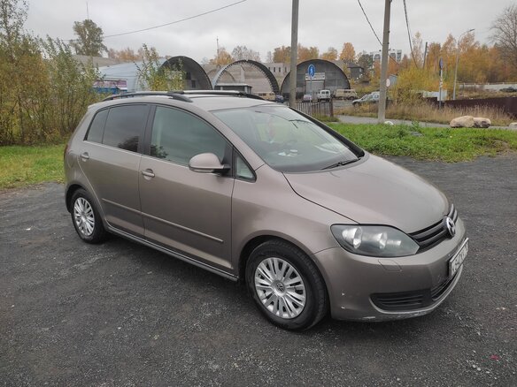 2012 Volkswagen Golf Plus II, коричневый, 699000 рублей - вид 6