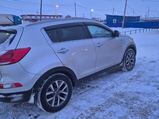 2015 Kia Sportage III Рестайлинг, серебристый, 1550000 рублей, вид 3