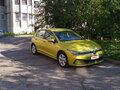 2020 Volkswagen Golf VIII, жёлтый, 2280000 рублей - вид 2