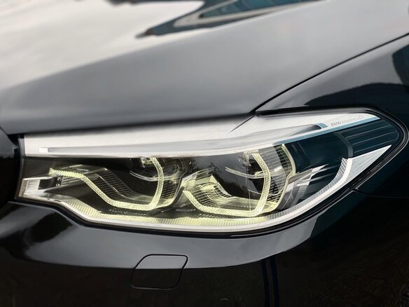 2019 BMW 5 серии M550d xDrive VII (G30/G31/G38), чёрный - вид 3