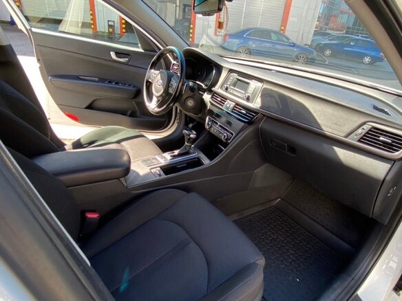 2017 Kia Optima IV, белый, 1090000 рублей - вид 7