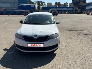 2017 Skoda Rapid I Рестайлинг, белый, 840000 рублей, вид 2