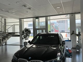 2021 BMW X3 30d xDrive III (G01) Рестайлинг, чёрный, 7490000 рублей, вид 2