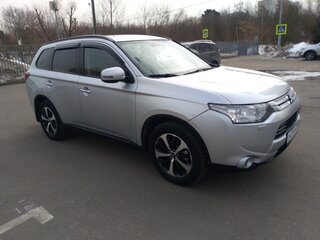2013 Mitsubishi Outlander III, серебристый, 1459000 рублей, вид 2