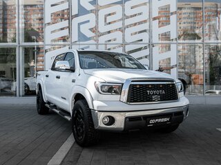 Toyota Tundra CrewMax II