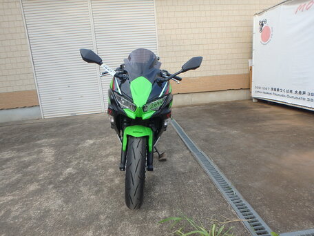 2022 Kawasaki Ninja 650, зелёный, 880000 рублей, вид 4