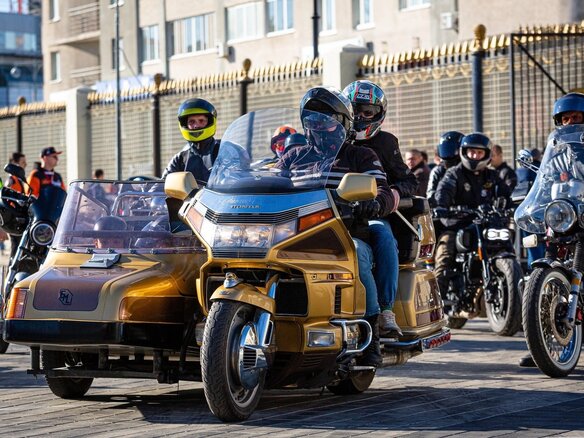 1991 Honda GL 1500 Gold Wing, золотистый - вид 21