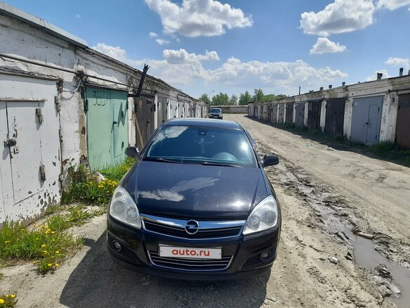2010 Opel Astra H Рестайлинг, чёрный, 700000 рублей
