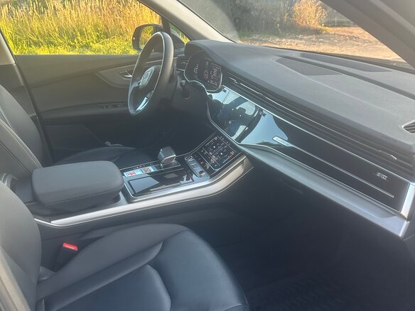 2020 Audi Q7 50 TDI II (4M) Рестайлинг, чёрный, 6200000 рублей - вид 5