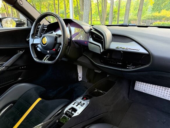 2021 Ferrari SF90 Stradale, чёрный, 34476000 рублей - вид 6