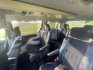 2014 Chrysler Town & Country V Рестайлинг, красный, 1950000 рублей, вид 2