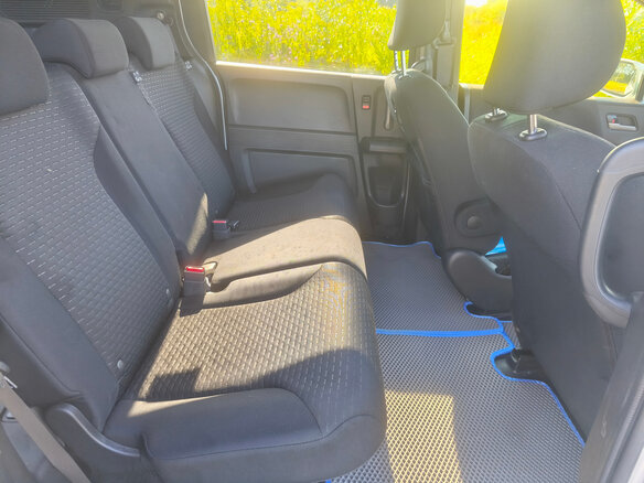 2014 Honda Freed Spike I Рестайлинг 2, серебристый, 1150000 рублей - вид 13