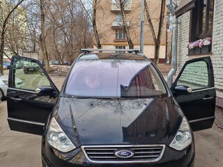2013 Ford Galaxy II Рестайлинг, чёрный, 1500000 рублей, вид 1