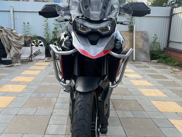 2024 Triumph Tiger 900, серый, 1700000 рублей - вид 2