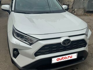 2021 Toyota RAV4 V (XA50), белый, 3950000 рублей, вид 2