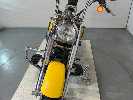 2004 Harley-Davidson Fat Boy, жёлтый, 540000 рублей, вид 3