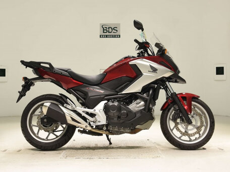 2019 Honda NC 750X, красный, 700000 рублей, вид 1