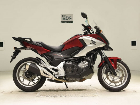 2019 Honda NC 750X, красный, 700000 рублей