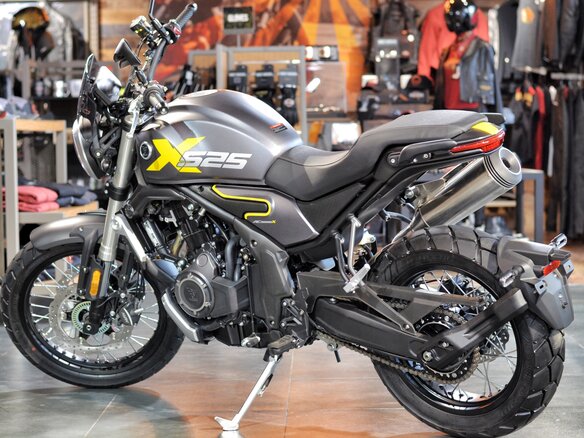 2026 Voge AC525X, серый, 615000 рублей - вид 3