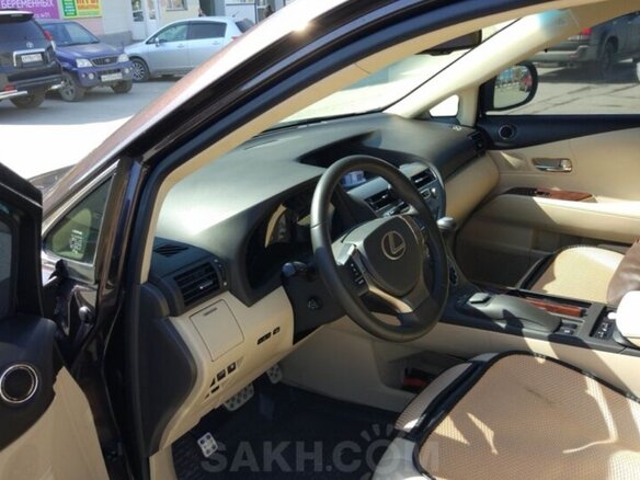 2012 Lexus RX 270 III Рестайлинг, коричневый, 2120000 рублей - вид 3