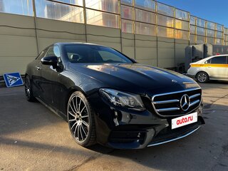 2017 Mercedes-Benz E-Класс 400 V (W213, S213, C238), чёрный, 3680000 рублей, вид 1