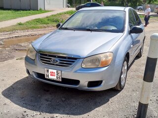 2007 Kia Cerato I Рестайлинг, серебристый, 600000 рублей, вид 1