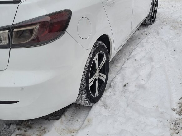 2011 Mazda 3 II (BL) Рестайлинг, белый, 690000 рублей - вид 3