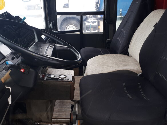 1990 Volvo B10 Series, белый, 750000 рублей - вид 16