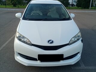 2011 Toyota Wish II, белый, 1260000 рублей, вид 1