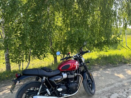 2017 Triumph Street Twin, красный, 855000 рублей, вид 5